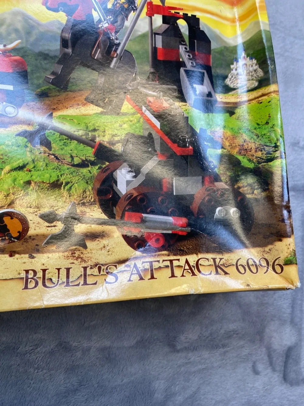 Lego 6096 Bull's Attack - NEW IN BOX - Knights' Kingdom set retired in 2003